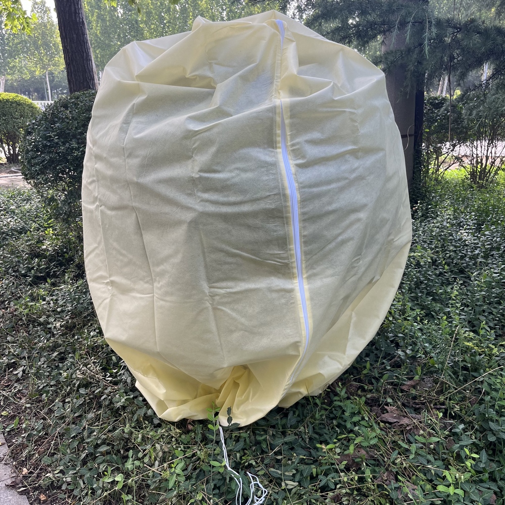 Plant frost protection cover bag