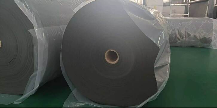 PET spunbond nonwoven fabric in large rolls.jpg