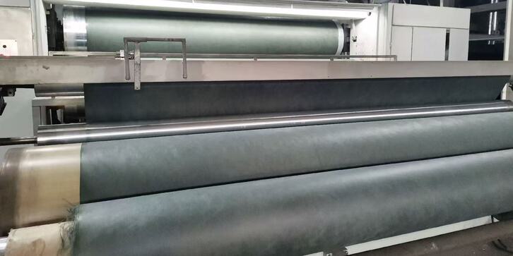 PET spunbond nonwoven roll winding.jpg