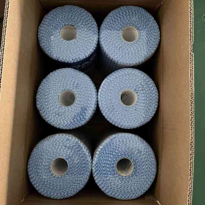 Heavy duty perforated wipes roll