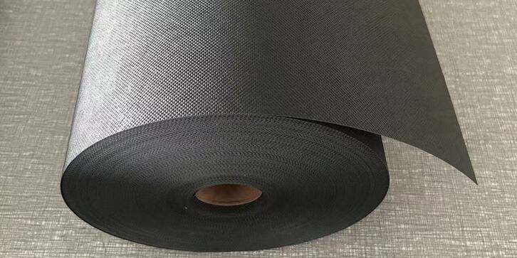 PET spunbond nonwoven weed control fabric small roll.jpg